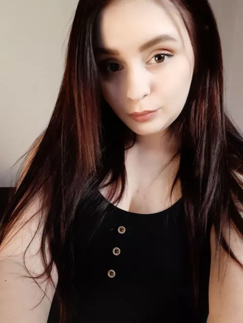 I can see my show !😇 https://linktr.ee/honeyhotgirl