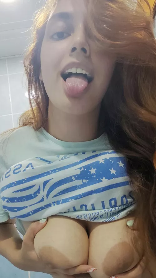 18 y.o redhead craving for ur dick between my titties 🥺 onlyfans link in the comments below