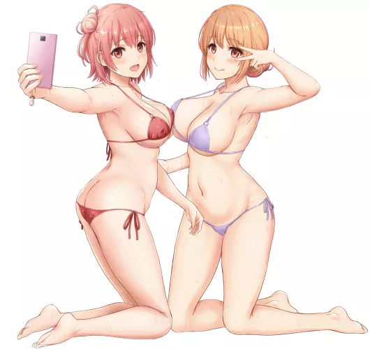 Posing Yui and Gahamama