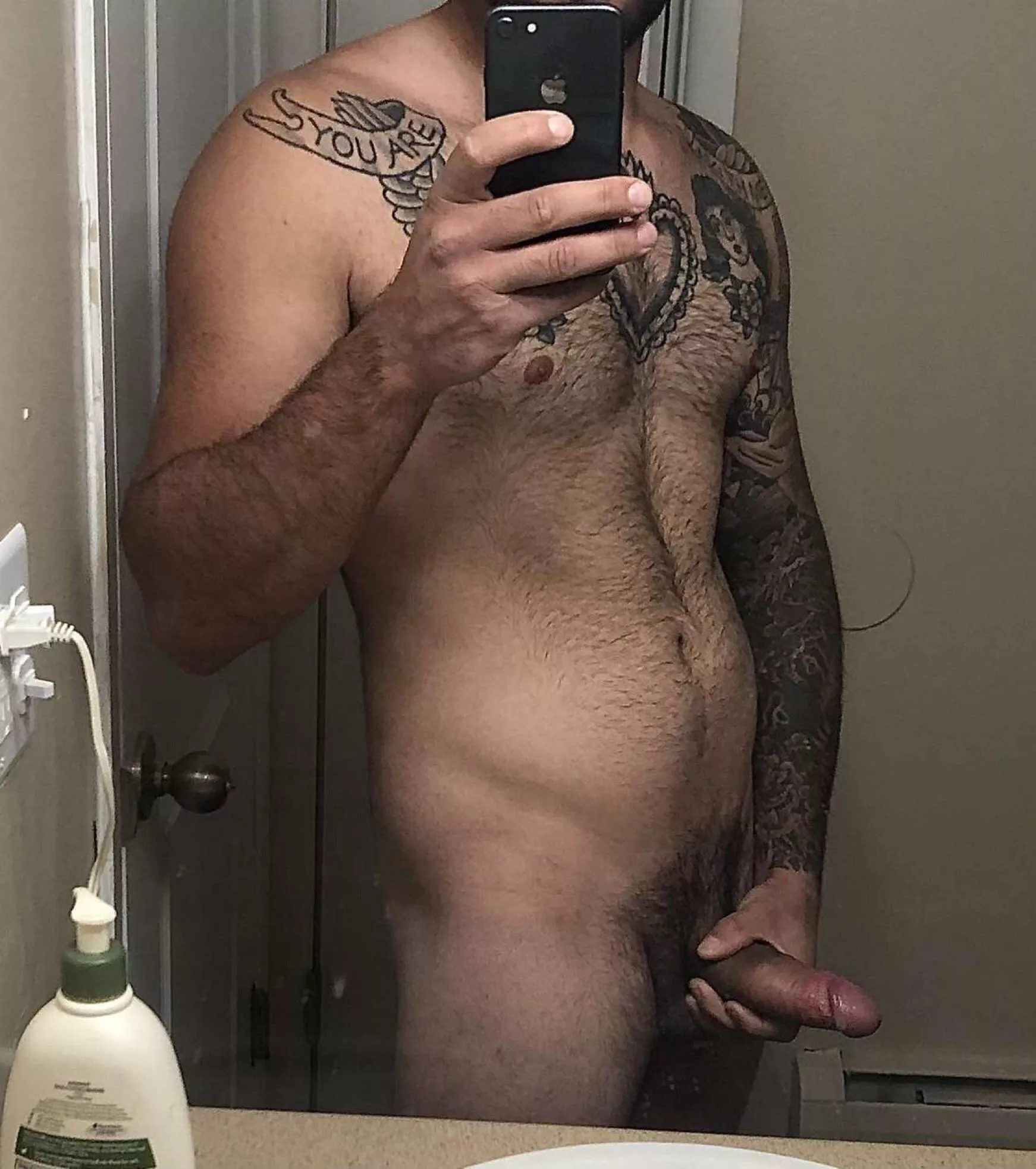 👀