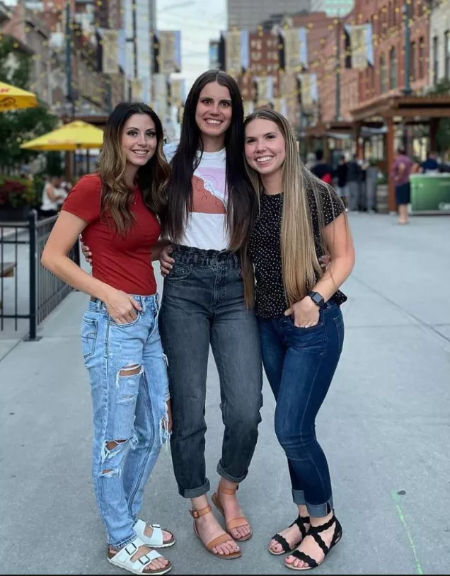 Street gals