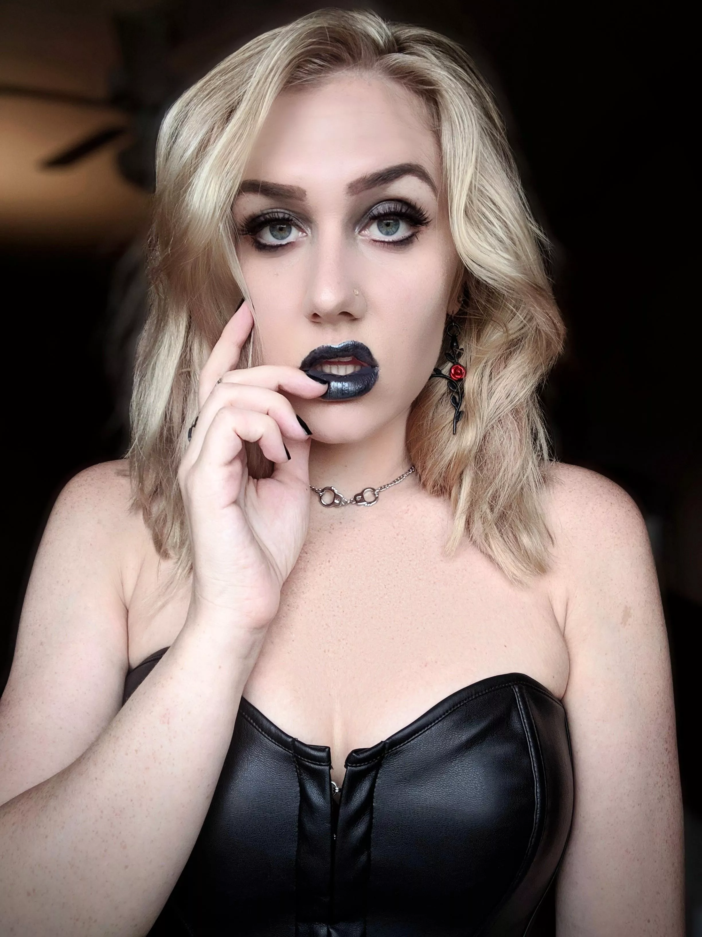 Blonde & Black