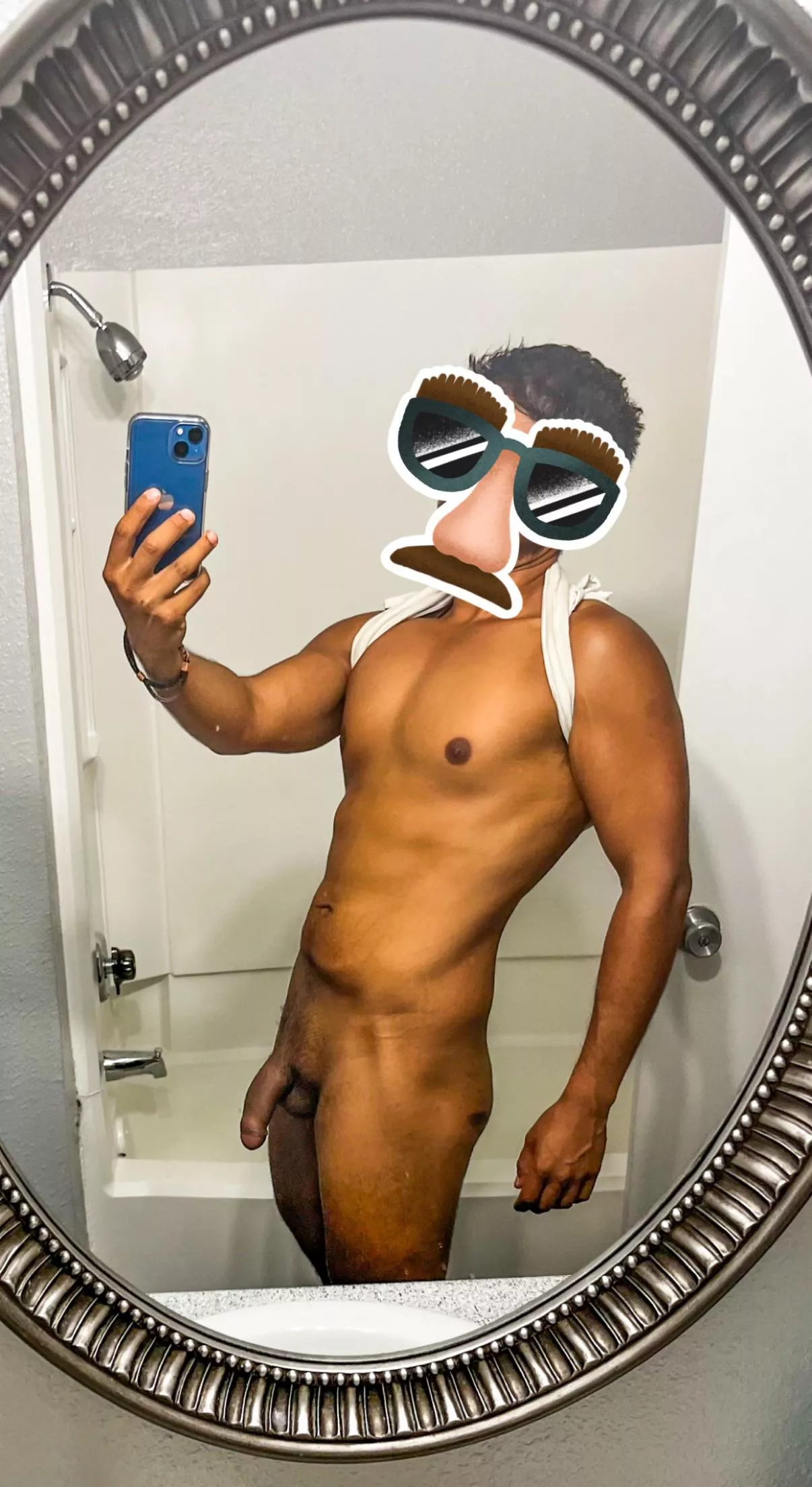 Quick strip down while fixing a tub. What would you do if you caught your maintenance man like this? 😛