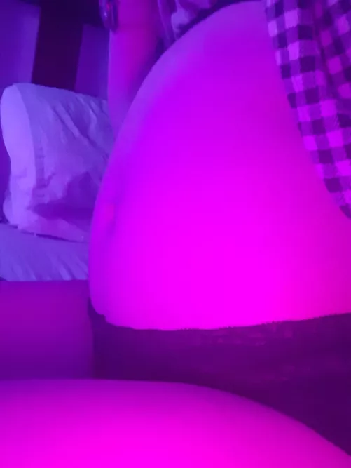 Whole 750ml bottle of wine, I'm so fucking drunk I forgot to take a before I'm sorry x. I'm heavy and trying not to leak on my bed 😣