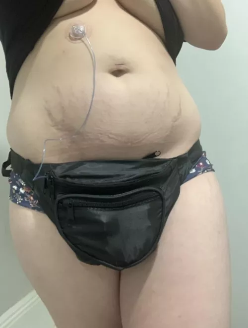 I’m back with a new photo prop 😂🤪☺️ I prefer less painful props but oh well🙃