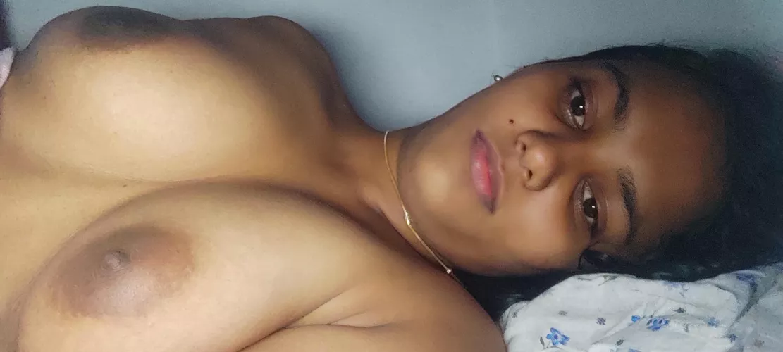 In bed with my puppies out now 😉 (f)