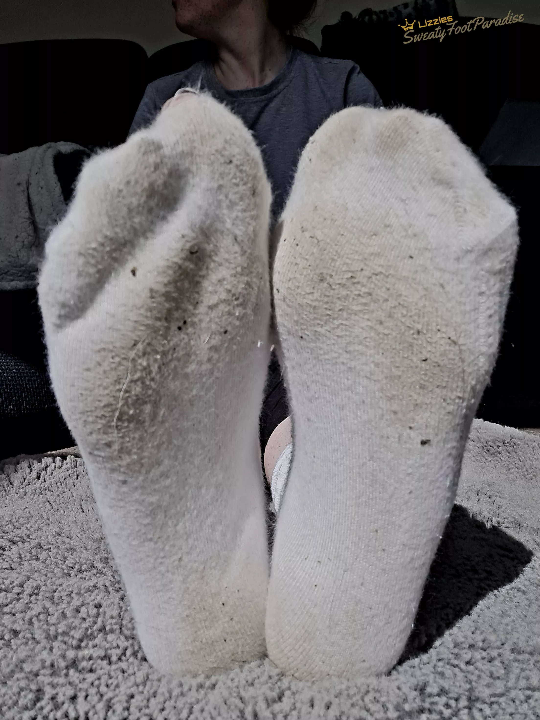 Come get your dirty socks today!! π€π₯΅ Day 5!! (Selling) Ankle socks, knee highs or thigh highs, SweatyFootParadise is the place for you!! π₯°π₯΅ Come get your dirty socks today!! π€π₯΅ Day 5!! (Selling) Ankle socks, knee highs or thigh highs, SweatyFootParadise is the place for you!! π₯°π₯΅