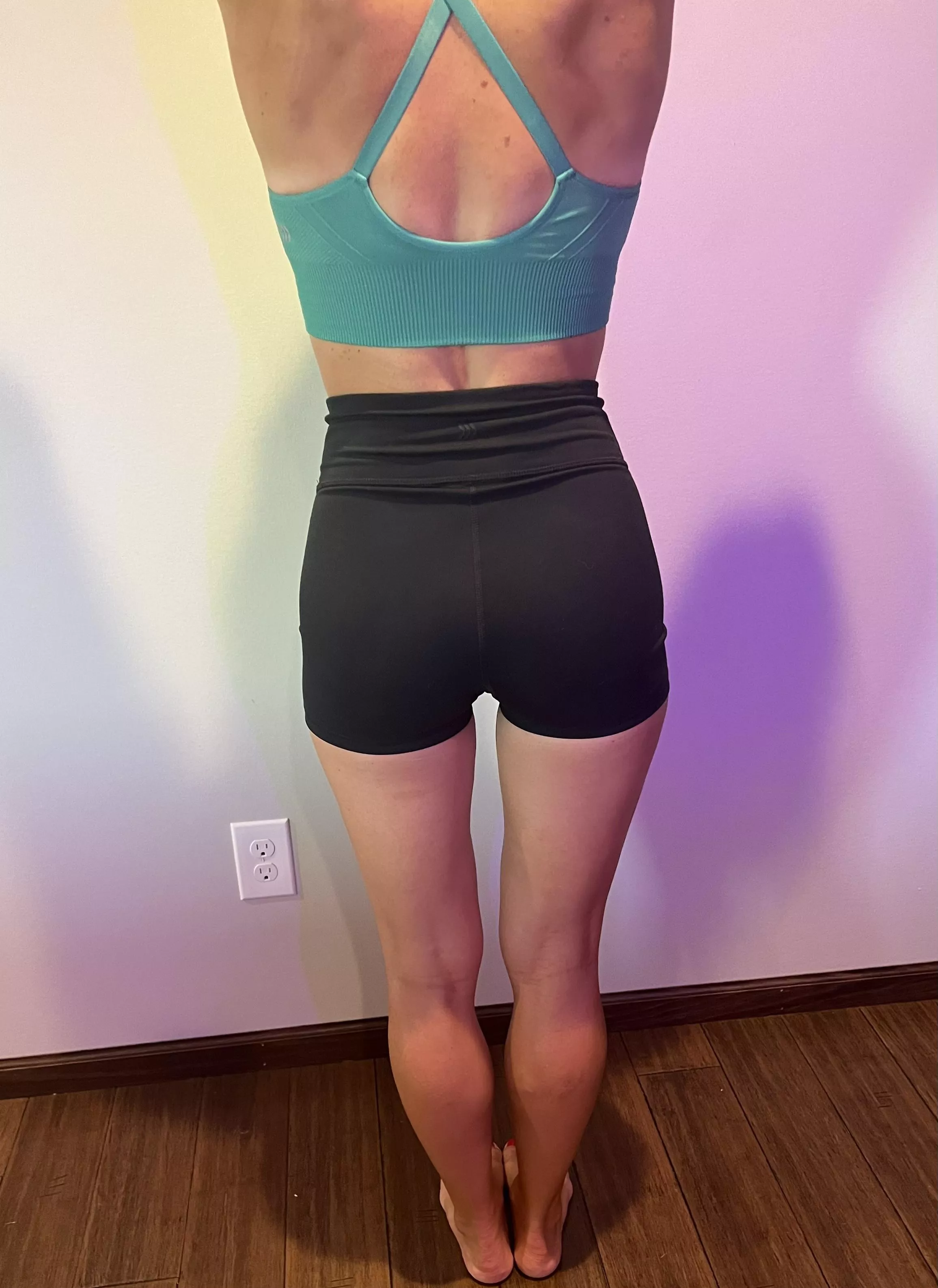 Pre workout gap🍑