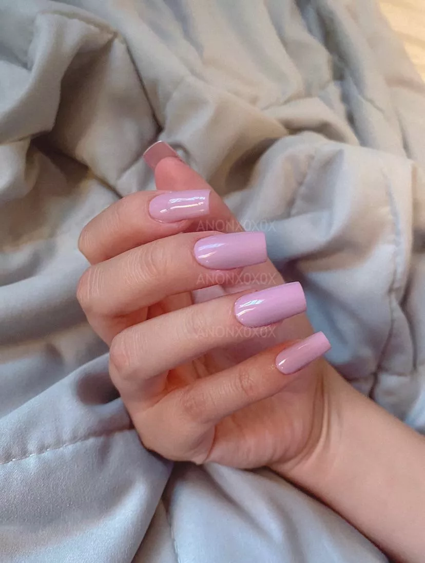 Can my nails be your new favorite? 💗💗
