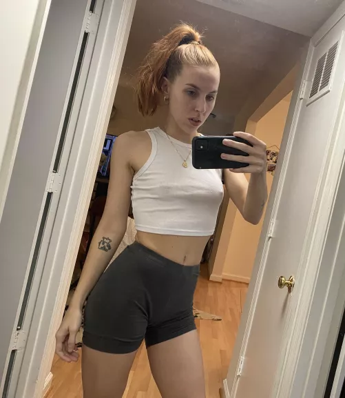 Good morning! Gym time before heading into the office 🤗