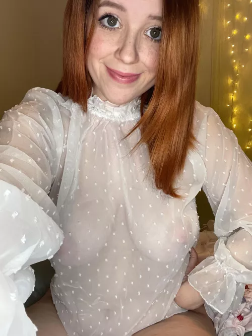 Happy Sunday! Say hi if you think I should wear my new top out like this.