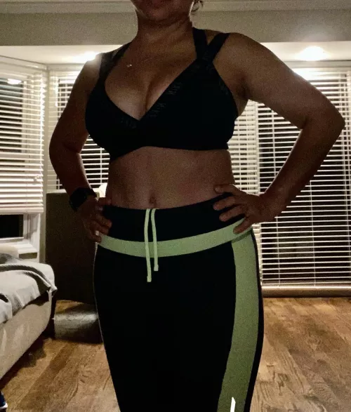 Happy Tuesday! Hope you got your work out in for the day! 💪