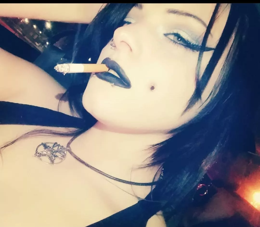 😘🚬