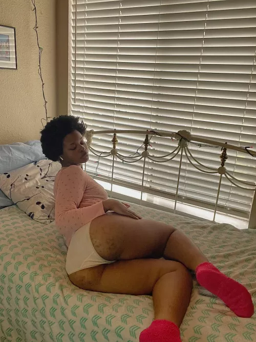 [20F] Let’s spoon?