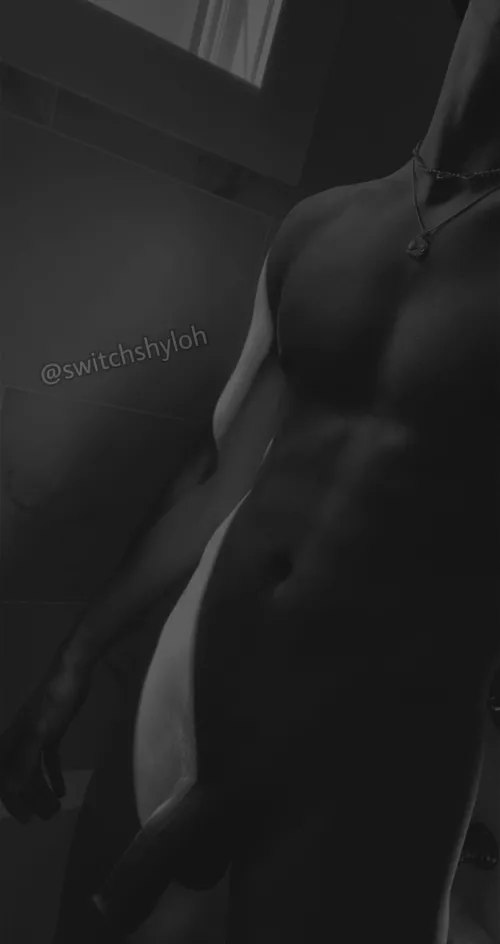 (21) Hi im Shyloh :)