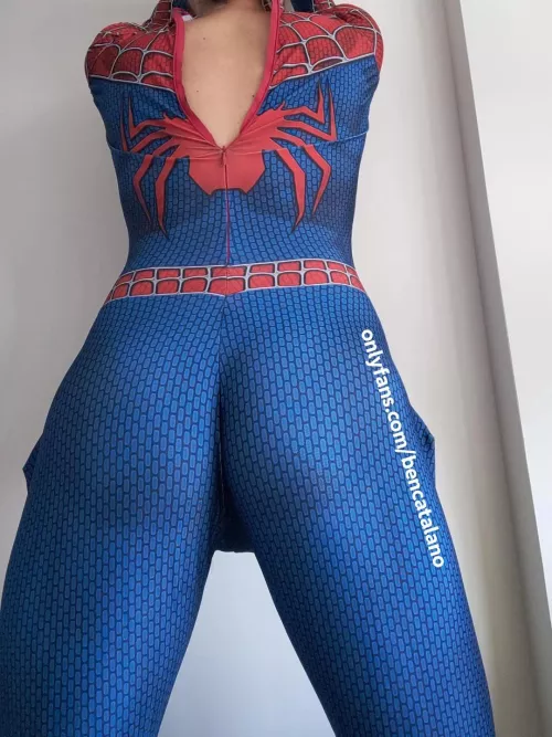 22 Who here likes a boy in a spider-man outfit? Come get horny with me! 🔥🕷️