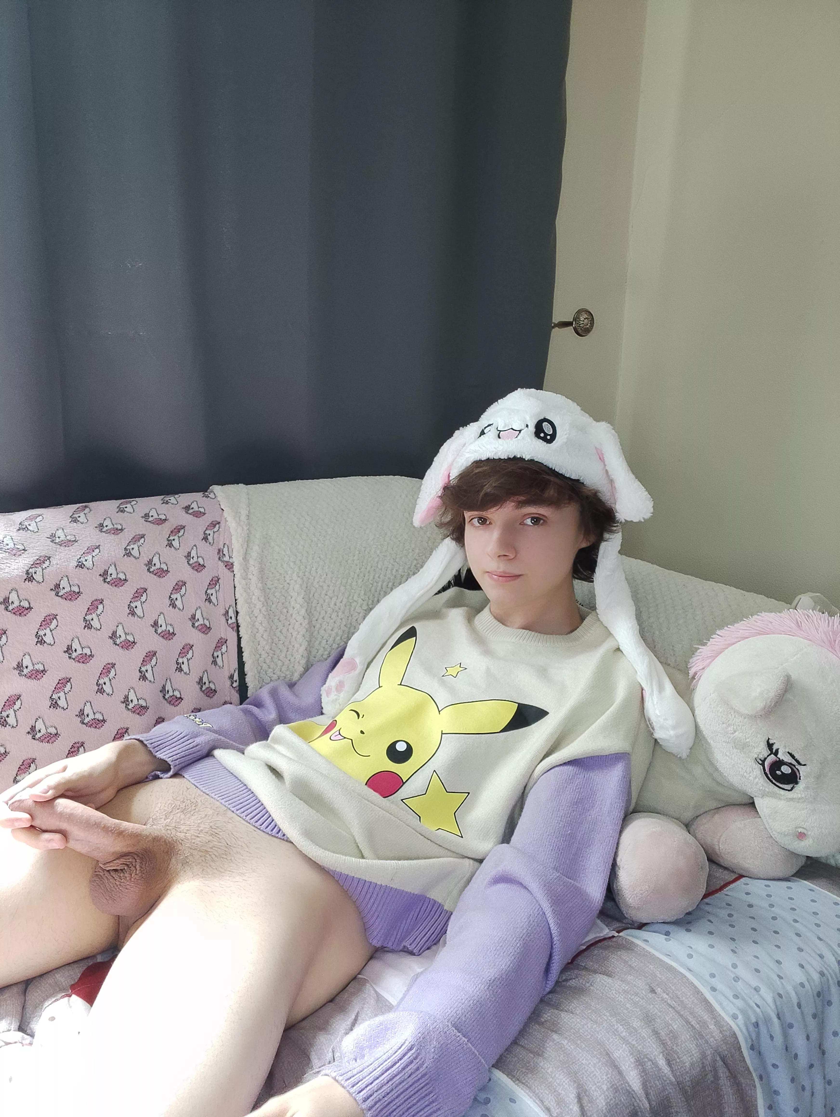 am i cute? 🥺