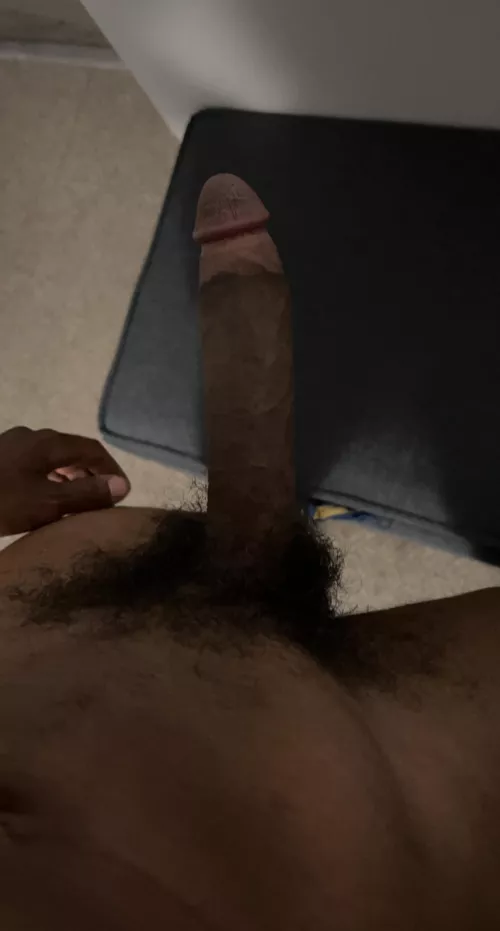 i think i need 2 hands to stroke this thick nut out