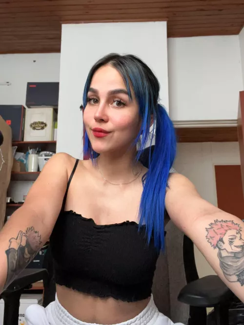 I want to humiliate some pathetic like you, do you dare? im available right now little beta little dick