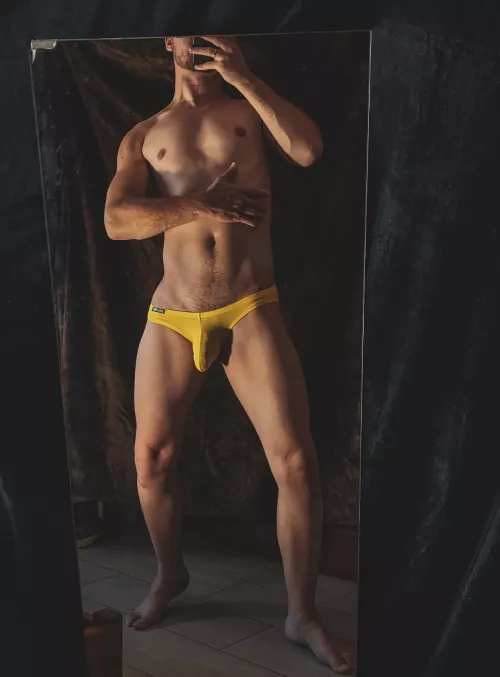 into yellow? 👅👀