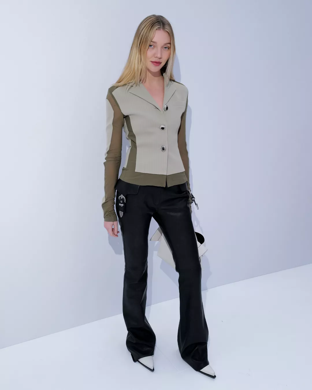 Model Jessie...
