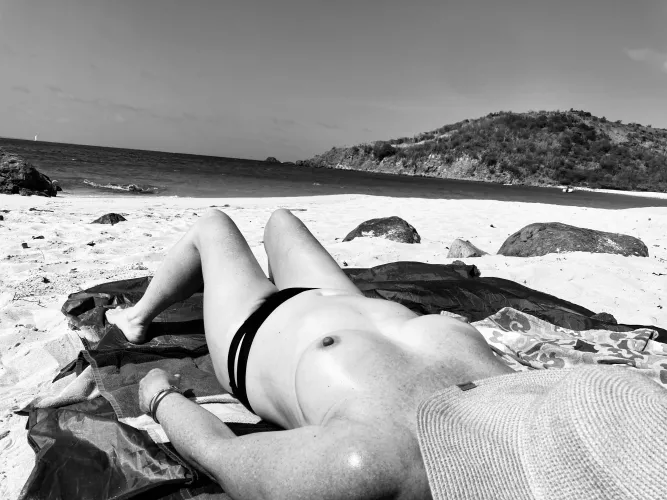 Peaceful beach time!