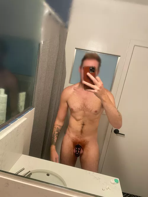 Sweaty and caged 🤘