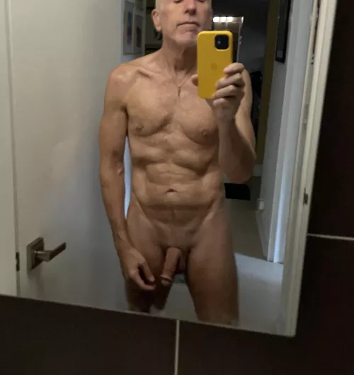 (58) just another naked mirror pic