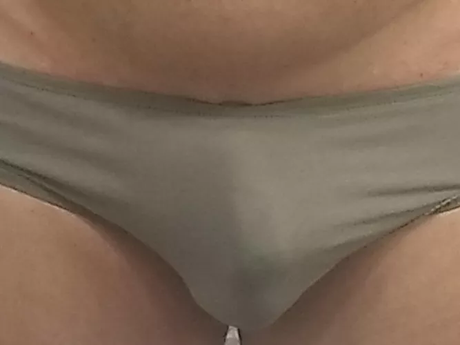 At the gym with Lil Dee. Love a shower and a panty change after workout