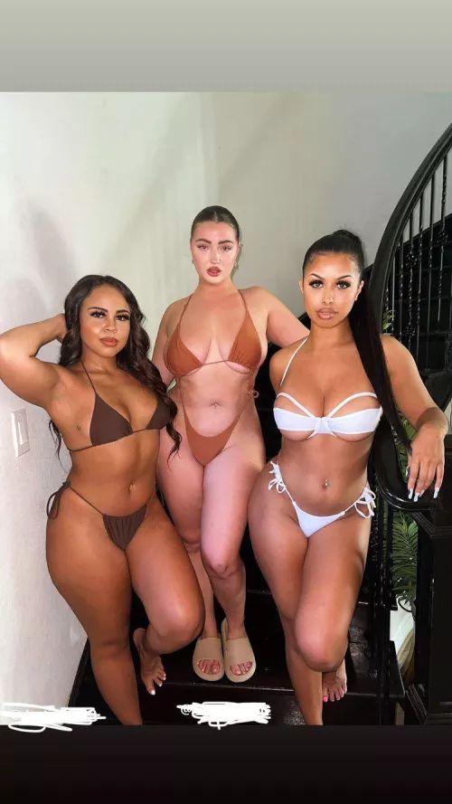 Bikini clad beauties