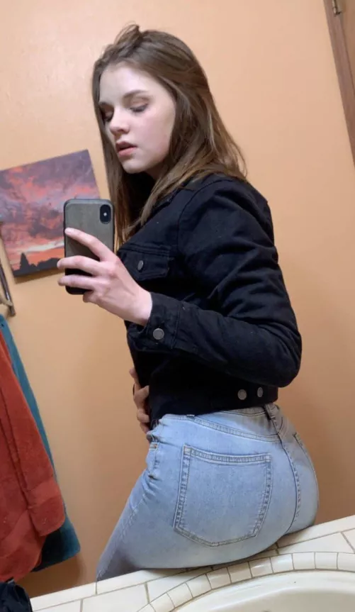 Cock my cousin’s tight ass. Send tributes to my kik: JohnF_2002