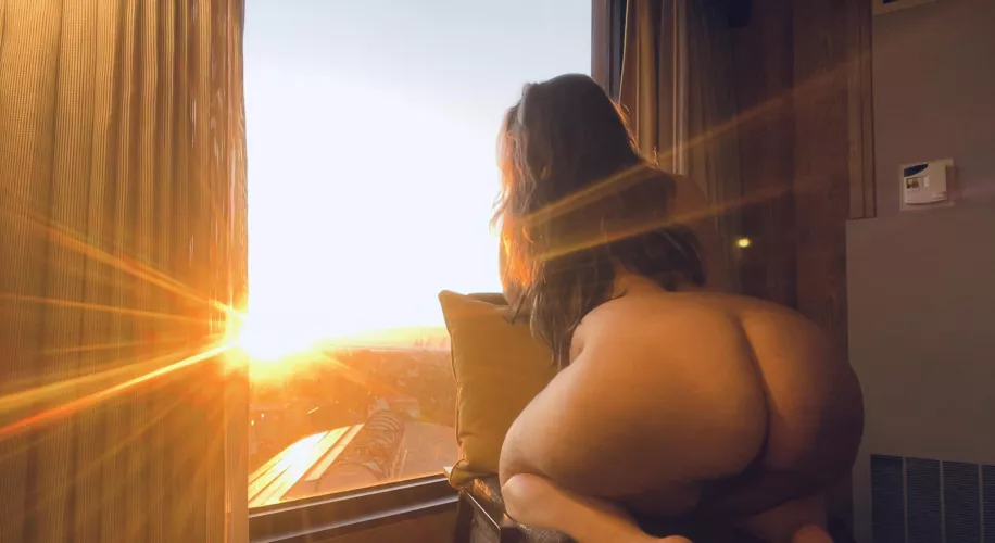 First time posting! Loved the sunlight on this. Would love someone to draw me.