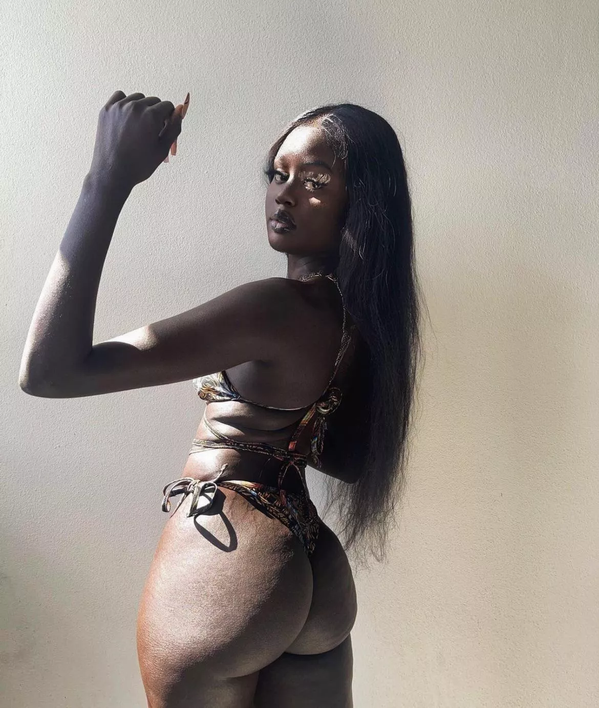 I need a thick nasty cock to bend me over 💦