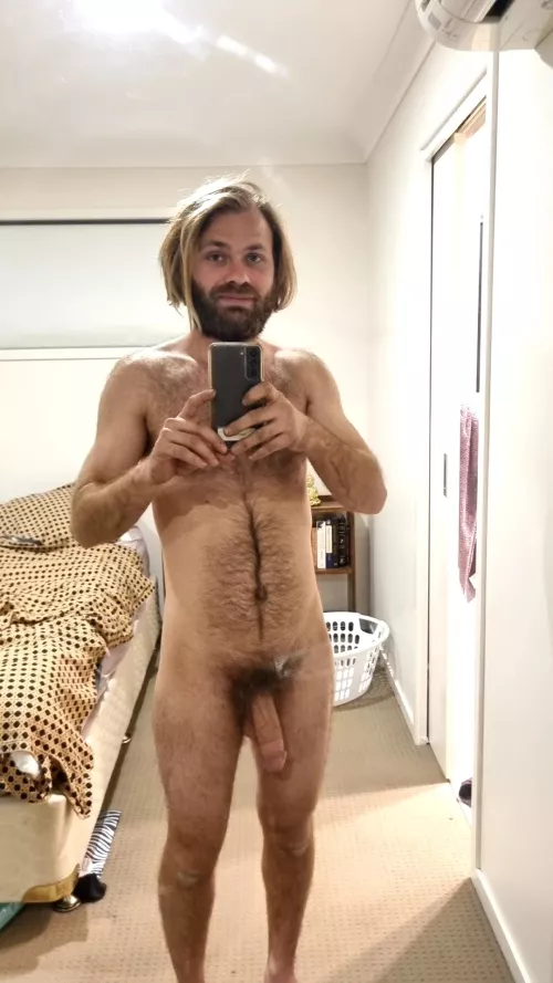 m 28 what do you think of my Aussie body ?