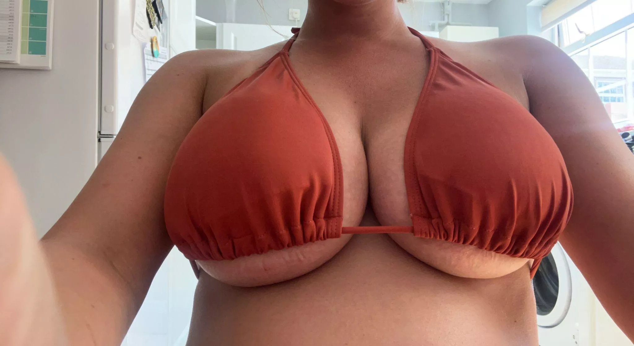 My bikini is too small for my big milky boobs 🙈