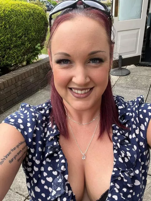 Please tribute my slutty friend, cock her cum on her, do what ever you want with her, but please send me the results