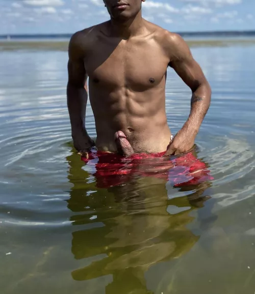 POV: your lifeguards shorts don’t fit