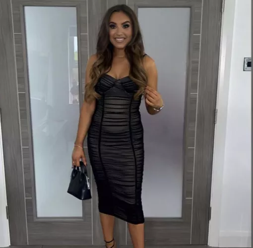 Someone cum on her.. friends gf 23