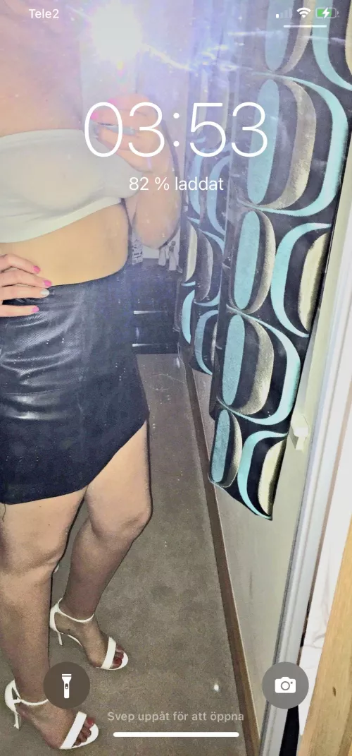 gf is going out tonight and sent me this. 25 upvotes and I'll post the other picture she sent 😉