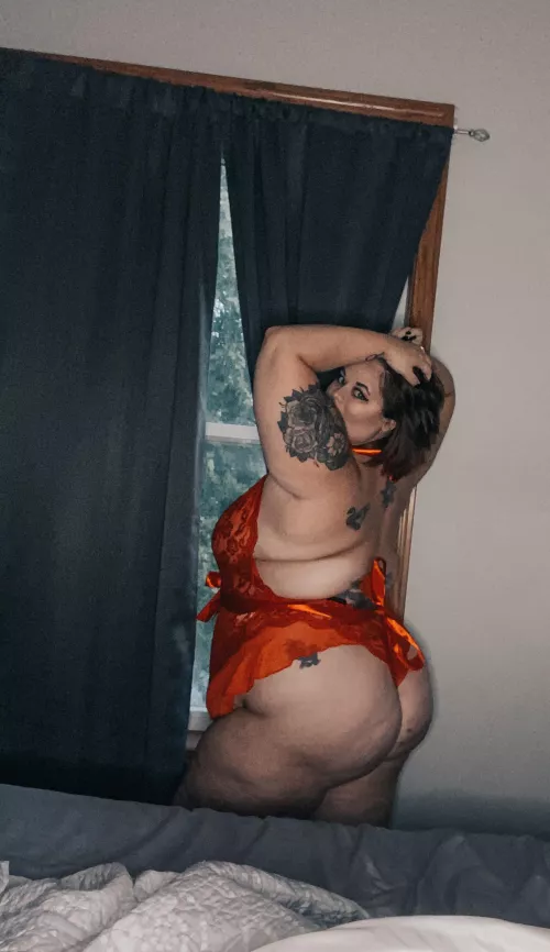 Husband just left for work. Would you come over?