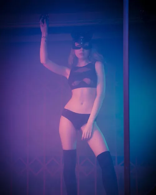 I wanna be your queen