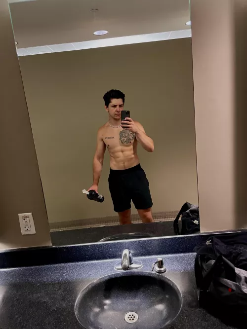 [m] shower time ….