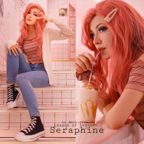 Original outfit Seraphine cosplay by Mikuroka