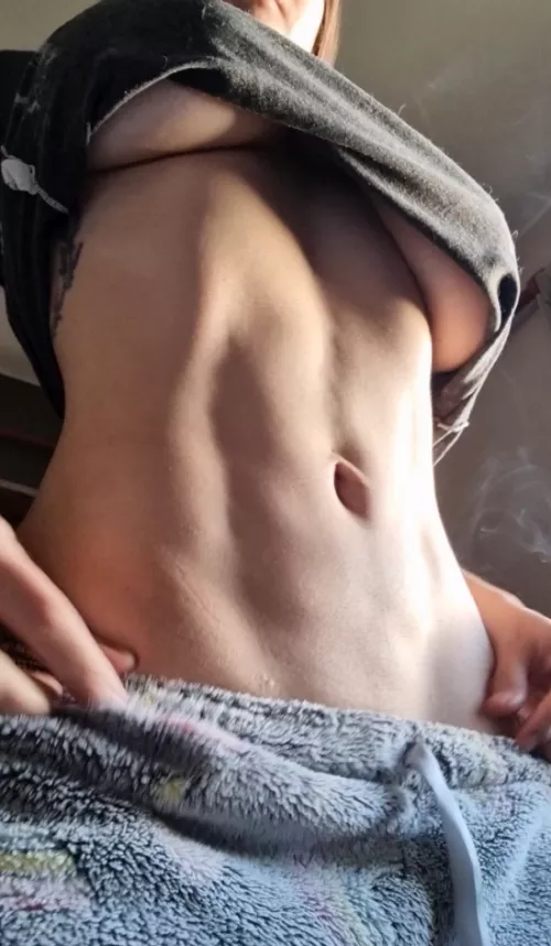 Wanna cuddle with me?🥰