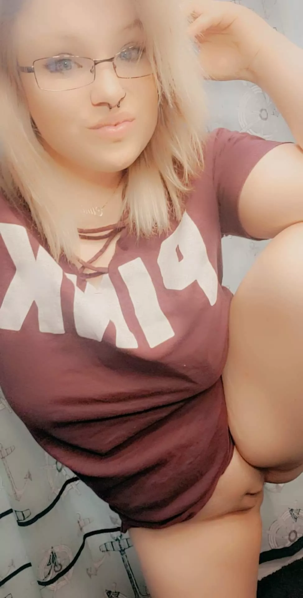 Wish someone would fuck my wife then cum down my throat. DMs open.