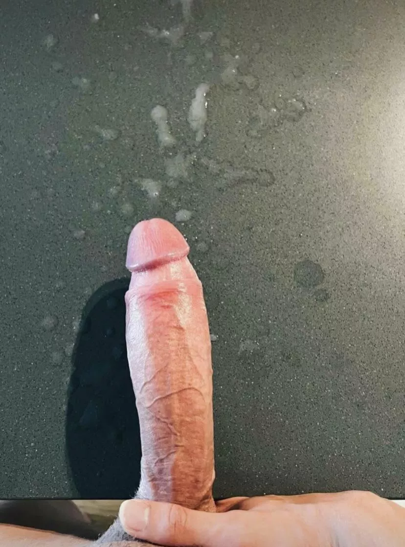 [21] in ur mouth or ass? 😏