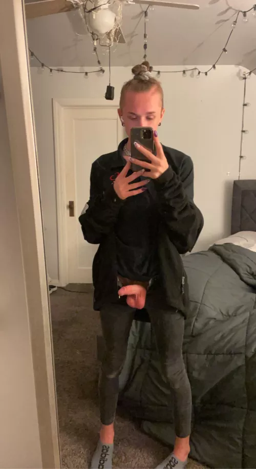 Didn’t wear underwear to work today