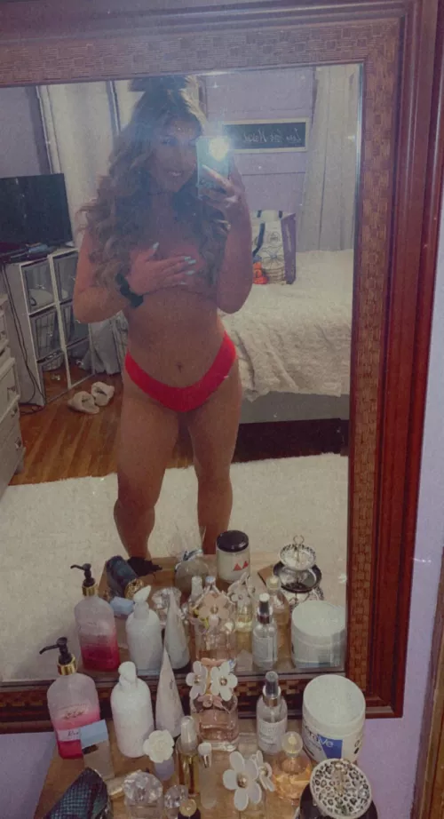 Hope to make your day better ✨Just started my OF back up!