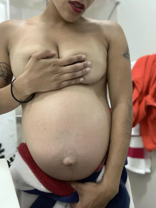 One of the best feelings ever is the feeling after a nice hot shower 🥵