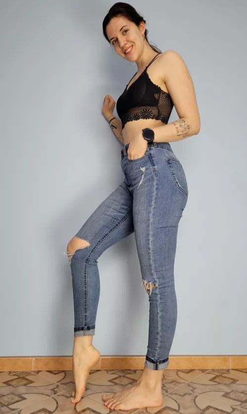 they're so tight they squeeze my butt too much